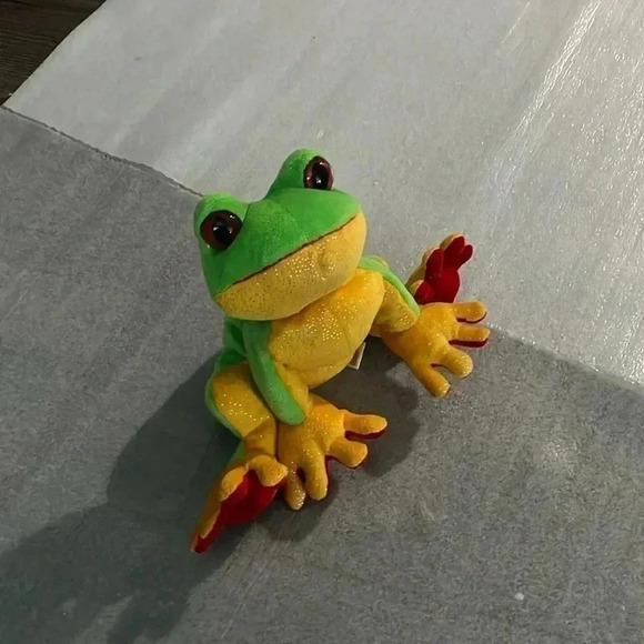 Ganz Webkinz Tree Frog Plush - Picture 1 of 4